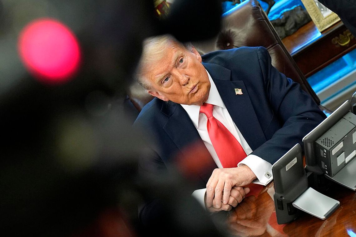 Trump zapowiedział sprzedaż "złotych kart" pobytu za 5 mln dolarów, w tym dla rosyjskich oligarchów