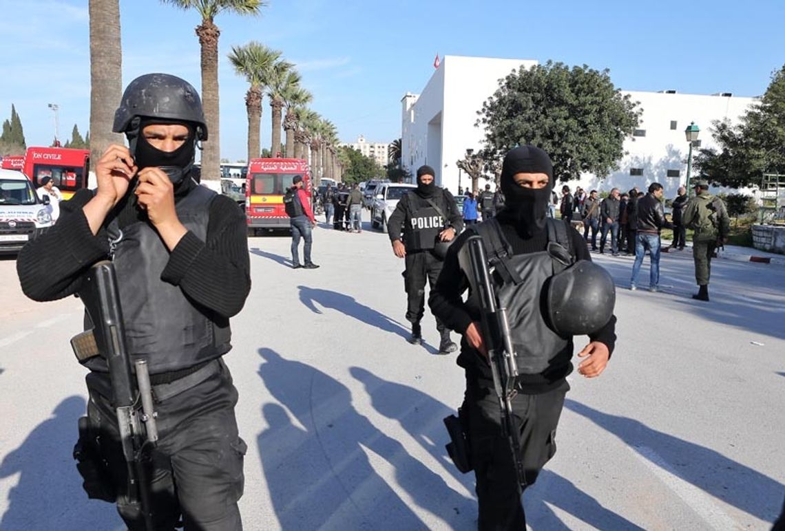 Tunezja. 22 zabitych w ataku terrorystycznym na muzeum w Tunisie (ZDJĘCIA)