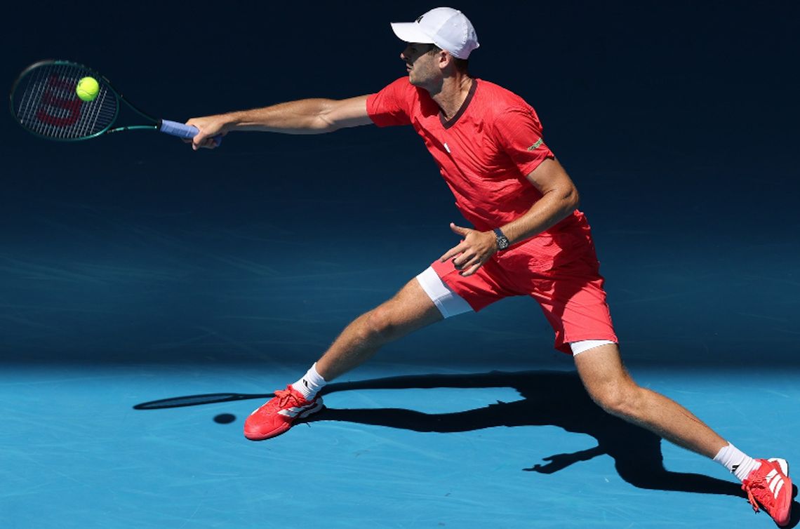 Turniej ATP w Marsylii - Hurkacz przegrał z Zhangiem w drugiej rundzie