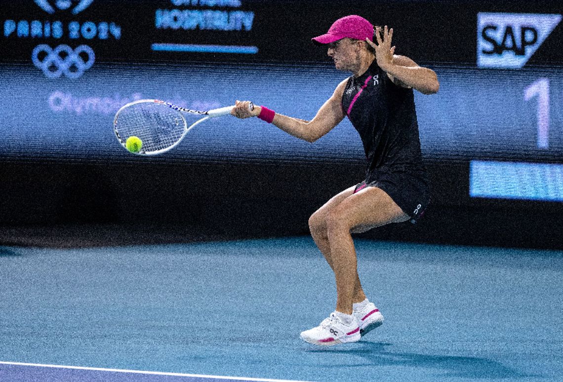 Turniej WTA w Miami - Świątek: musiałam sobie poradzić z brakiem kontroli