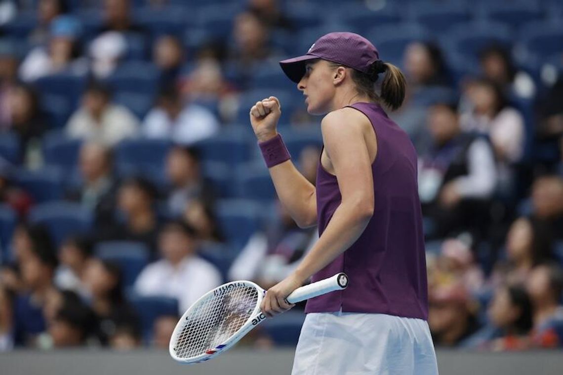 Turniej WTA w Pekinie — Świątek awansowała do trzeciej rundy