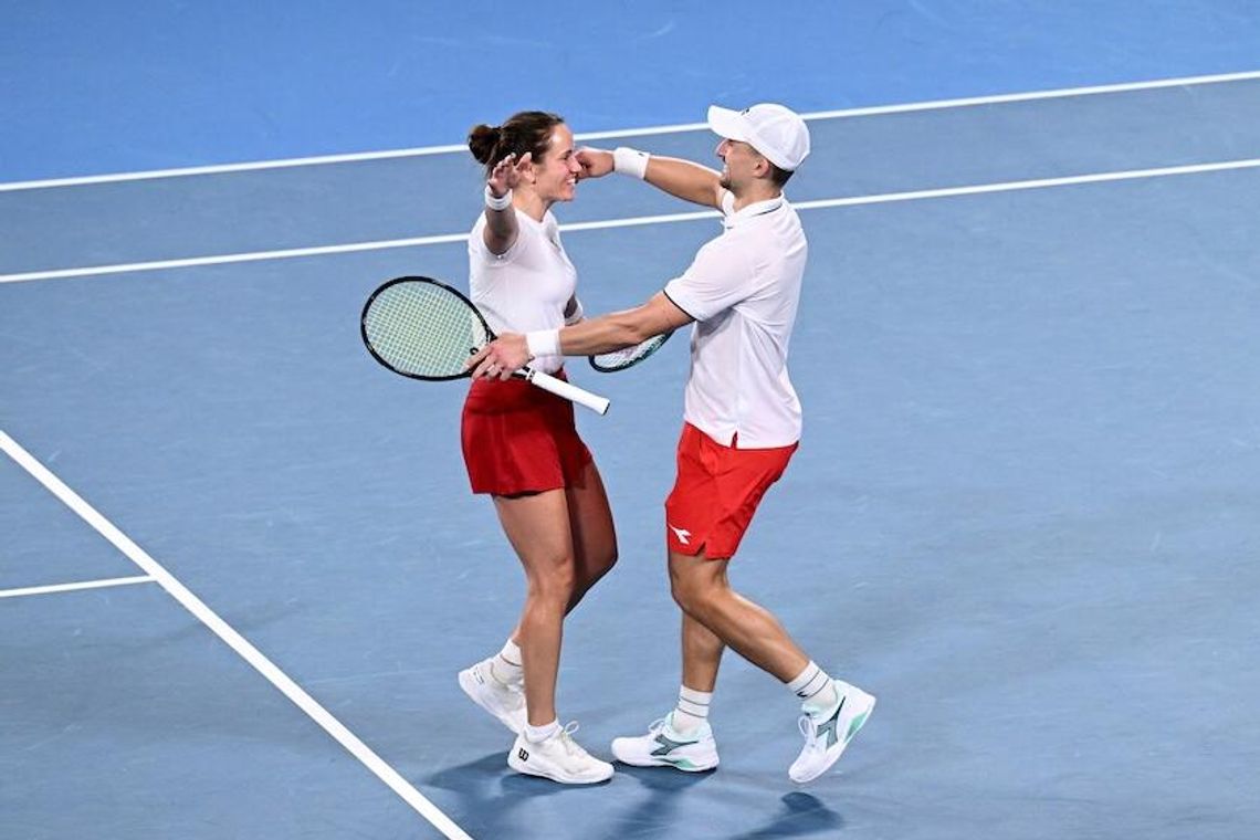 United Cup - triumf Polaków po wygranej w finale ze Szwajcarami 2:1 United Cup - triumf Polaków po wygranej w finale ze Szwajcarami 2:1