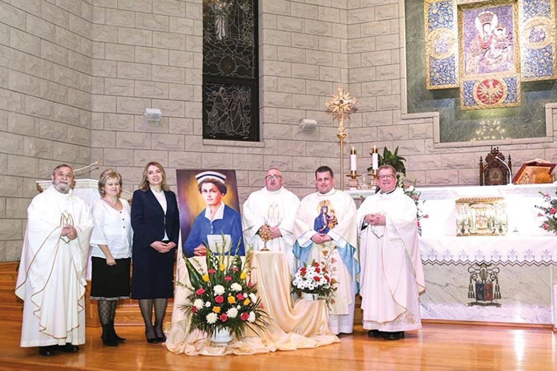 Uroczysta msza święta w intencji zakończenia pandemii, jej ofiar i służby zdrowia z relikwiami patronki środowisk medycznych bł. Hanny Chrzanowskiej