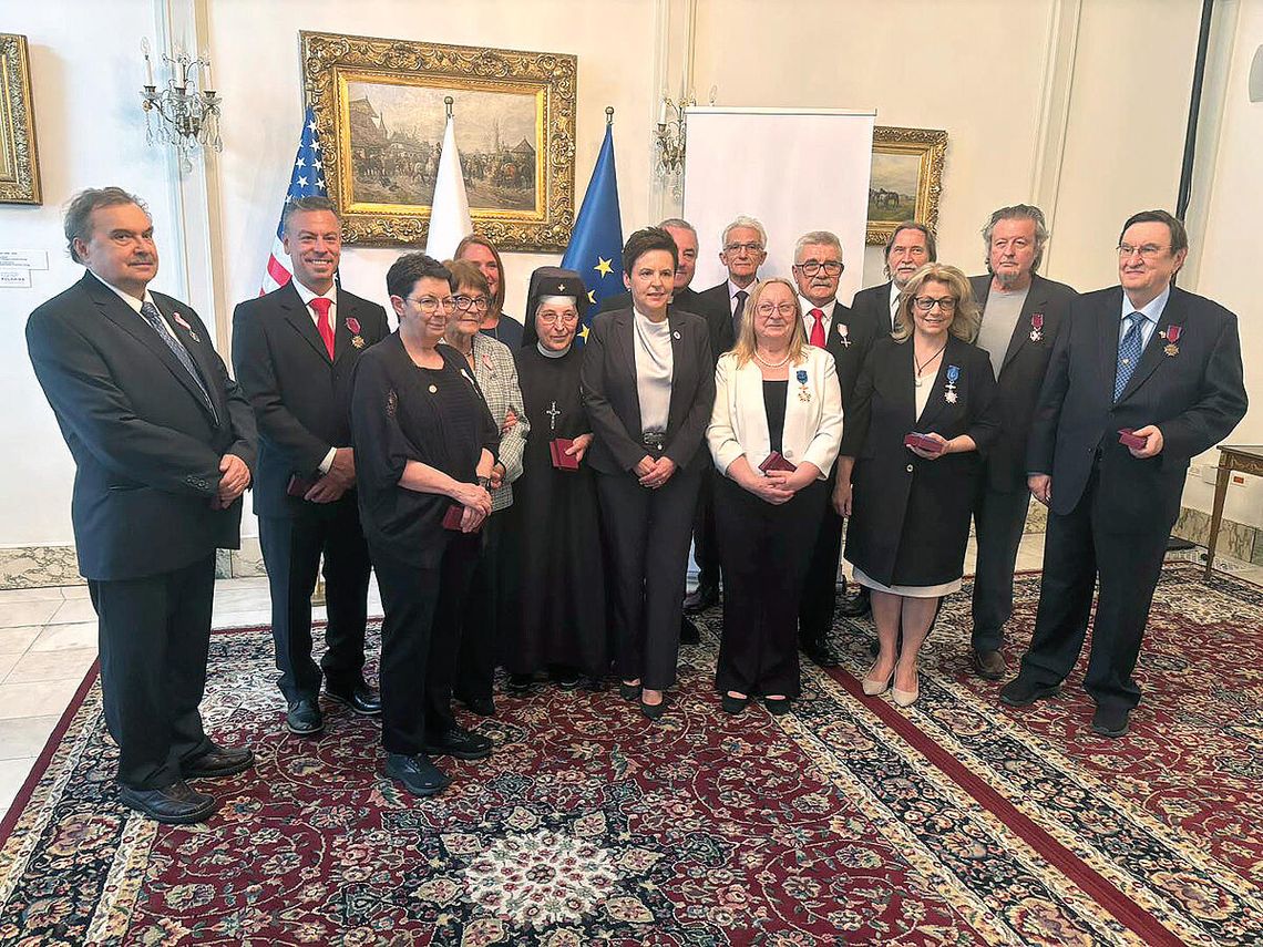Uroczystość wręczenia odznaczeń państwowych wybitnym przedstawicielom Polonii chicagowskiej