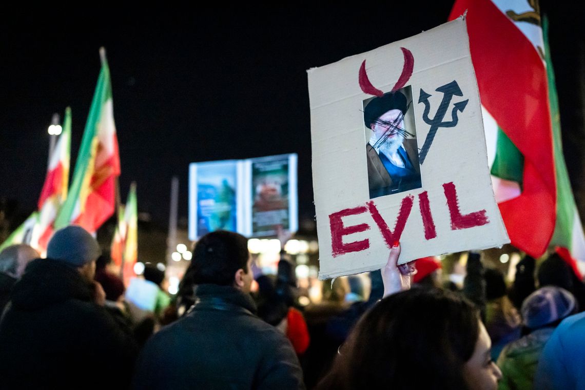 USA apelują do swoich obywateli o natychmiastowe opuszczenie Iranu USA apelują do swoich obywateli o natychmiastowe opuszczenie Iranu