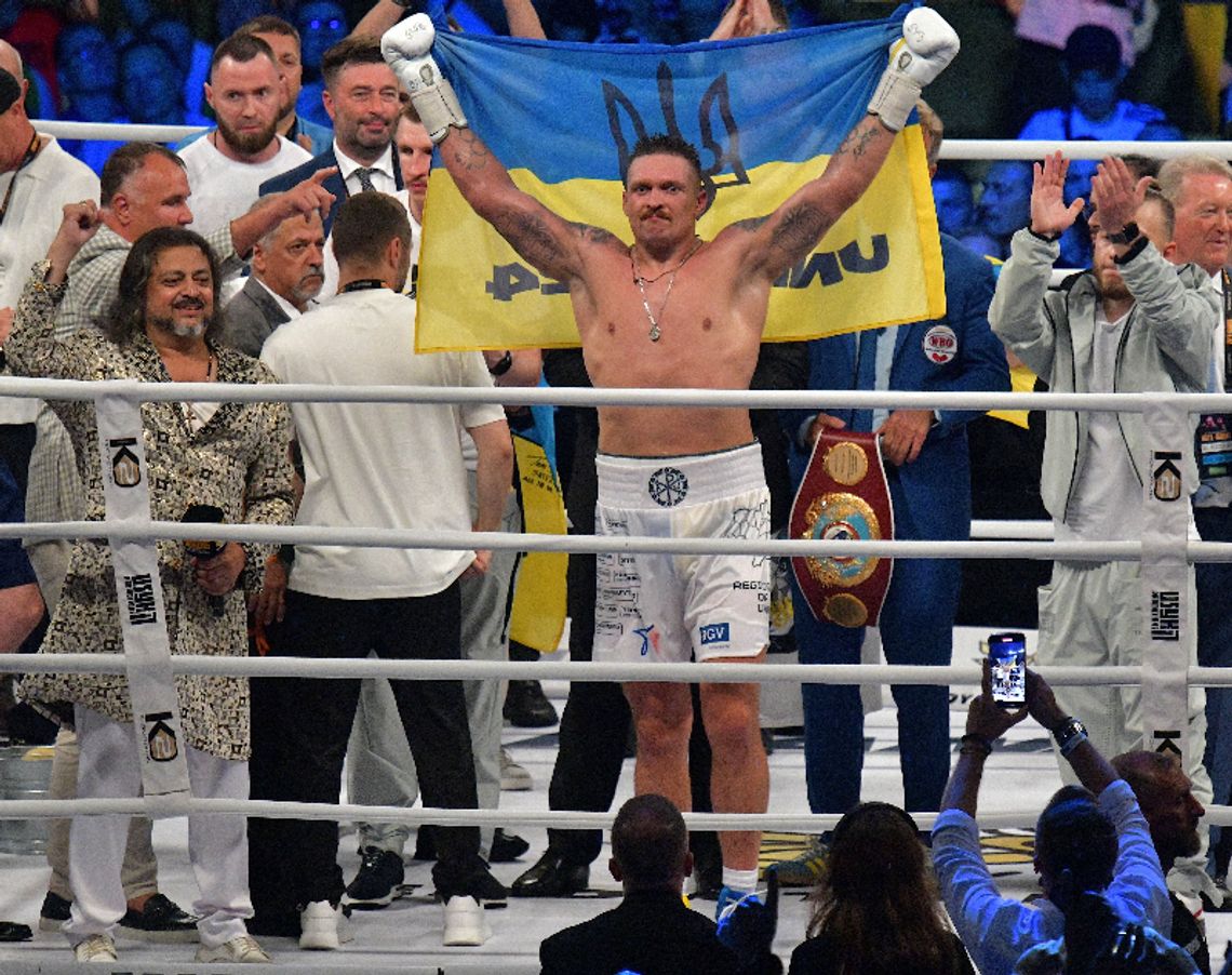 Usyk wygrał z Dubois walkę o cztery mistrzowskie pasy bokserskie