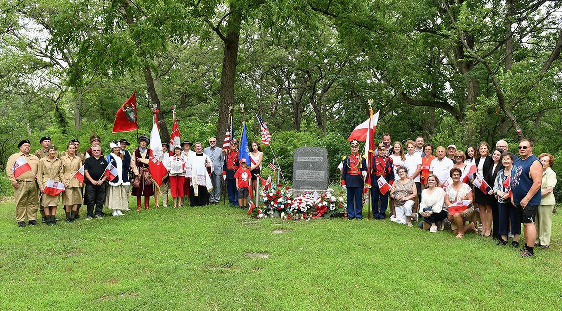 W hołdzie Bohaterowi Dwóch Narodów: 95. rocznica odsłonięcia pomnika generała Kazimierza Pułaskiego w Willow Springs