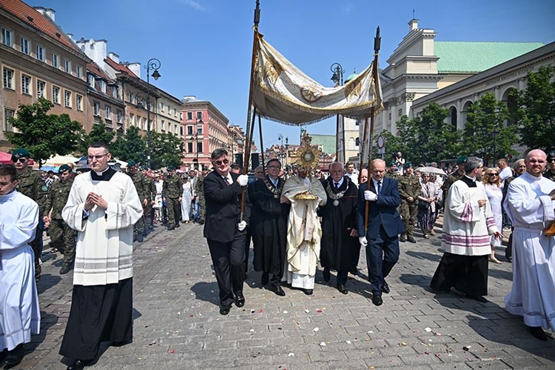 W Kościele katolickim w czwartek uroczystość Bożego Ciała