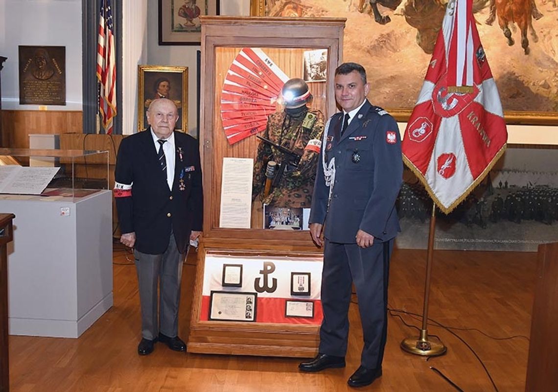 W Muzeum Polskim w Ameryce wręczono awanse wojskowe