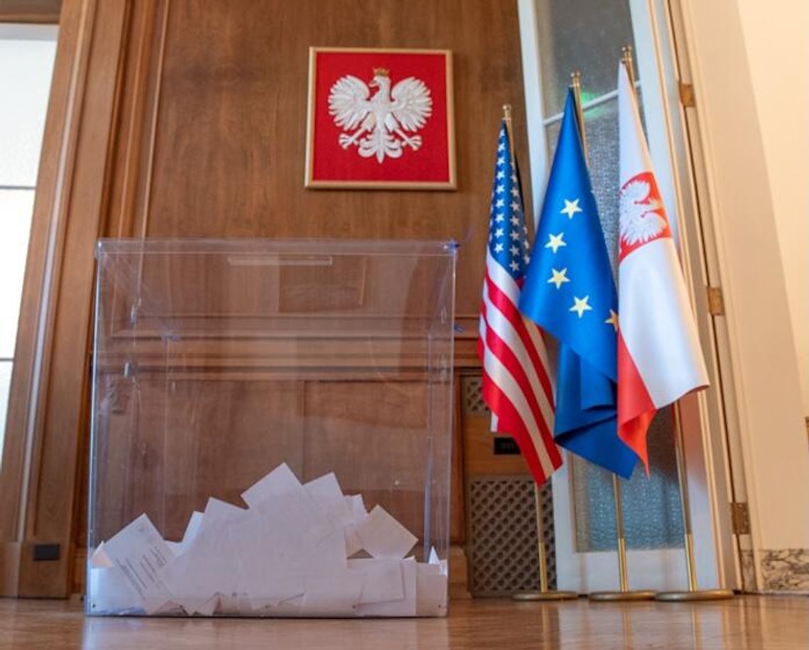 W USA zakończyło się głosowanie w II turze wyborów na prezydenta RP