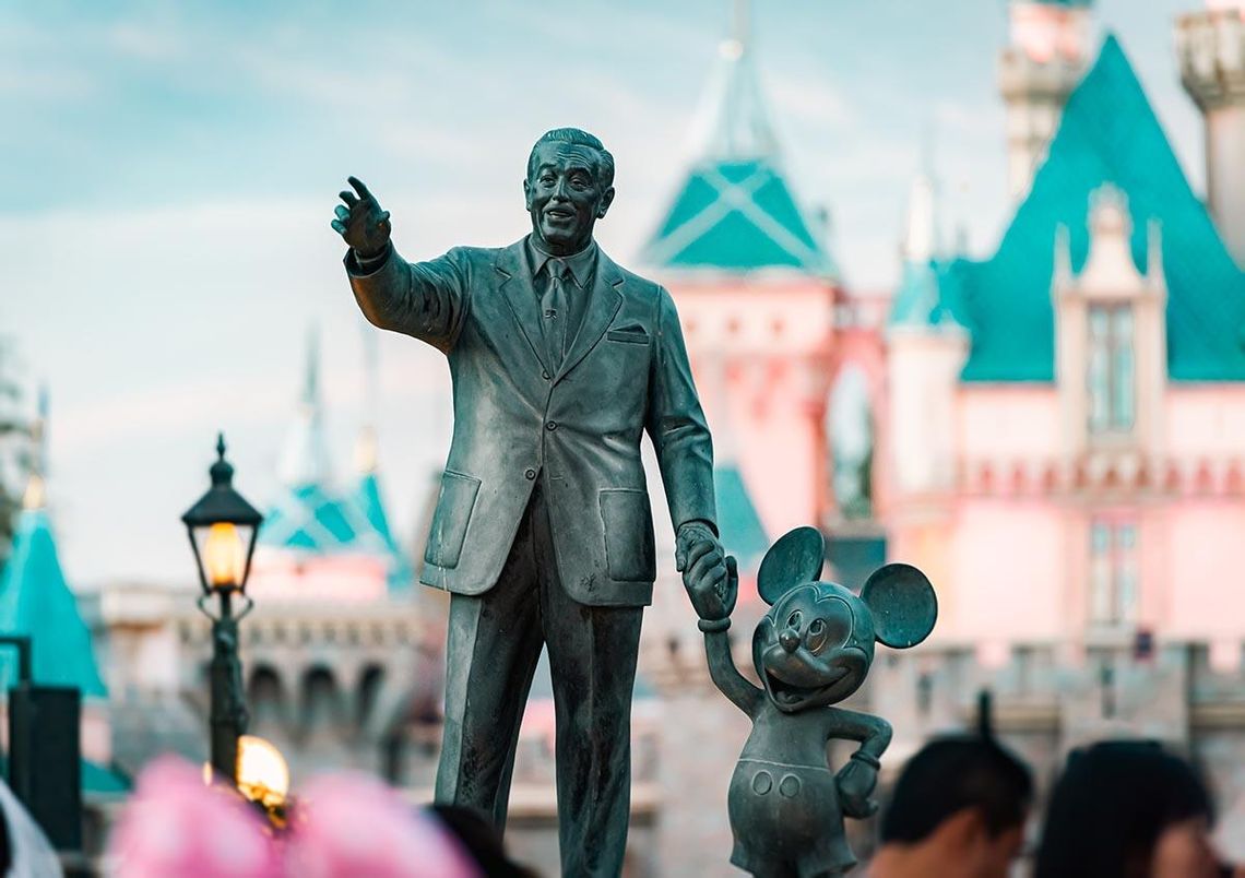 Walt Disney zapłaci 43,3 mln USD w ramach ugody ws. zaniżania pensji kobiet