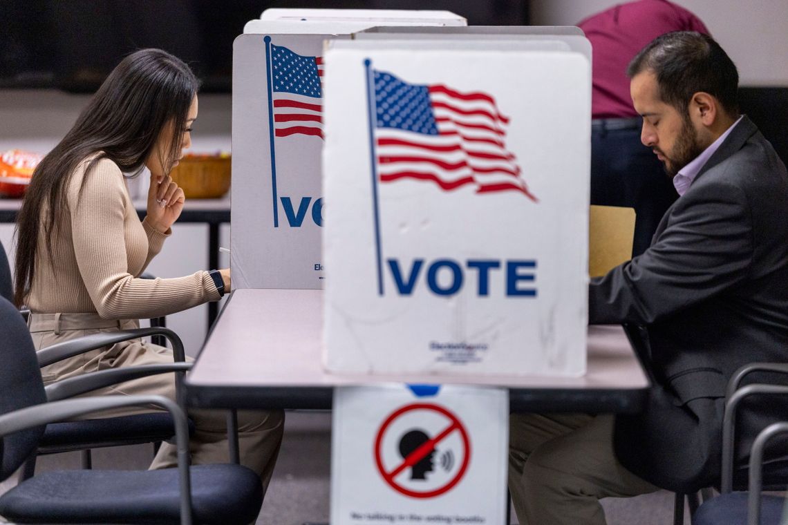 „Washington Post”: zwolennicy Trumpa chcą, by wydał dekret o stanie nadzwyczajnym w sprawie wyborów