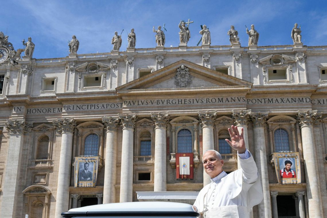 Watykan. Pier Giorgio Frassati i Carlo Acutis nowymi świętymi Kościoła