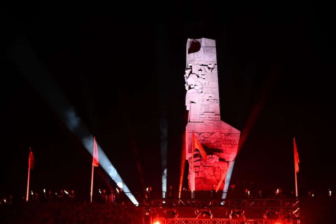 Westerplatte. Premier: dziś nie powiemy "nigdy więcej wojny"