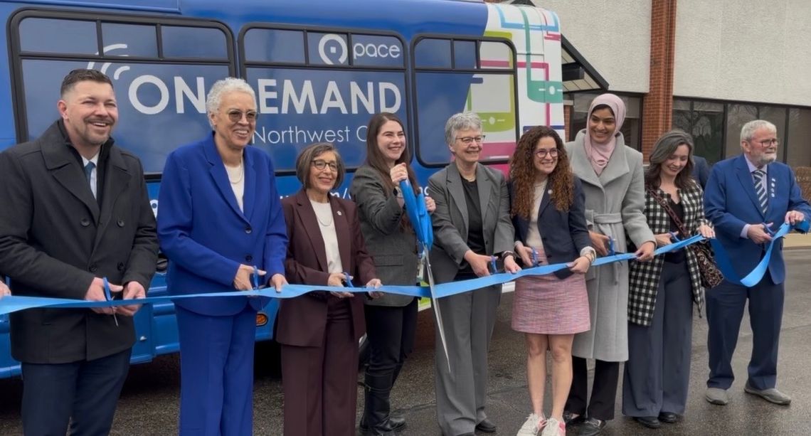 Więcej połączeń autobusowych na północno-zachodnich przedmieściach dzięki Pace on Demand