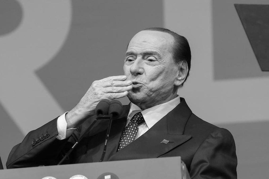 Włochy. Zmarł Silvio Berlusconi - magnat finansowy i medialny, który całkowicie zmienił włoską politykę