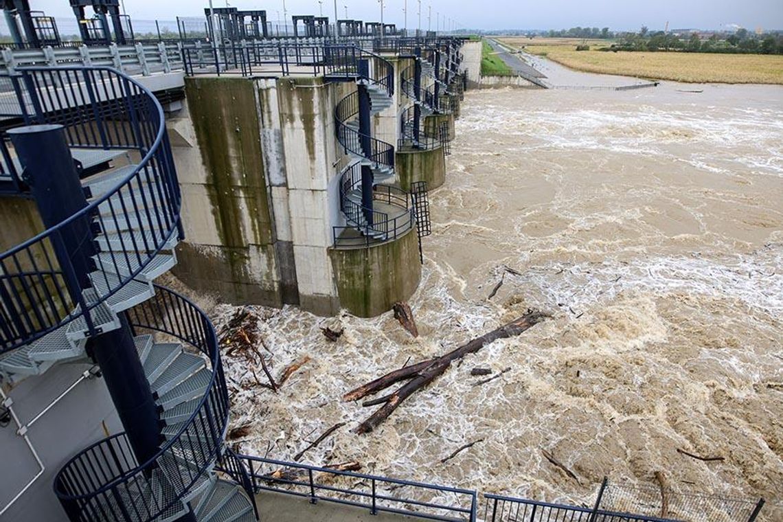 Wody Polskie: Zbiornik Racibórz Dolny stabilizuje poziom wód – sytuacja hydrologiczna w rzekach poprawia się