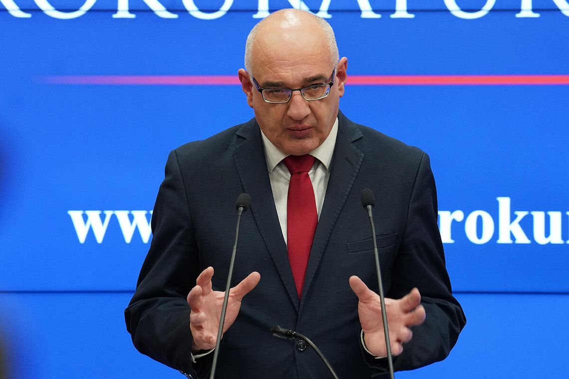 Wszczęto śledztwo ws. podejrzenia przekroczenia uprawnień przez prok. Ostrowskiego