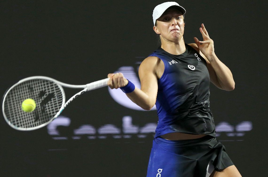 WTA Finals - Evert stawia na Świątek, Navratilova - na Pegulę