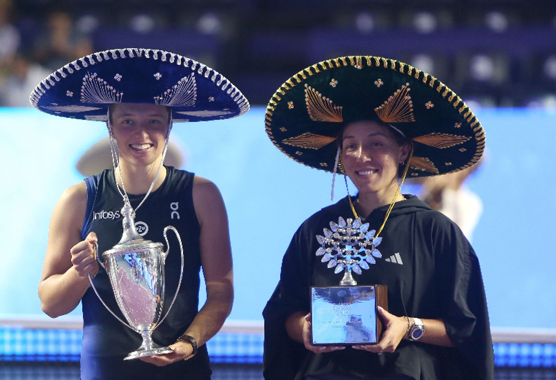 WTA Finals - Fibak: dominacja Igi Świątek cieszy, ale też niepokoi