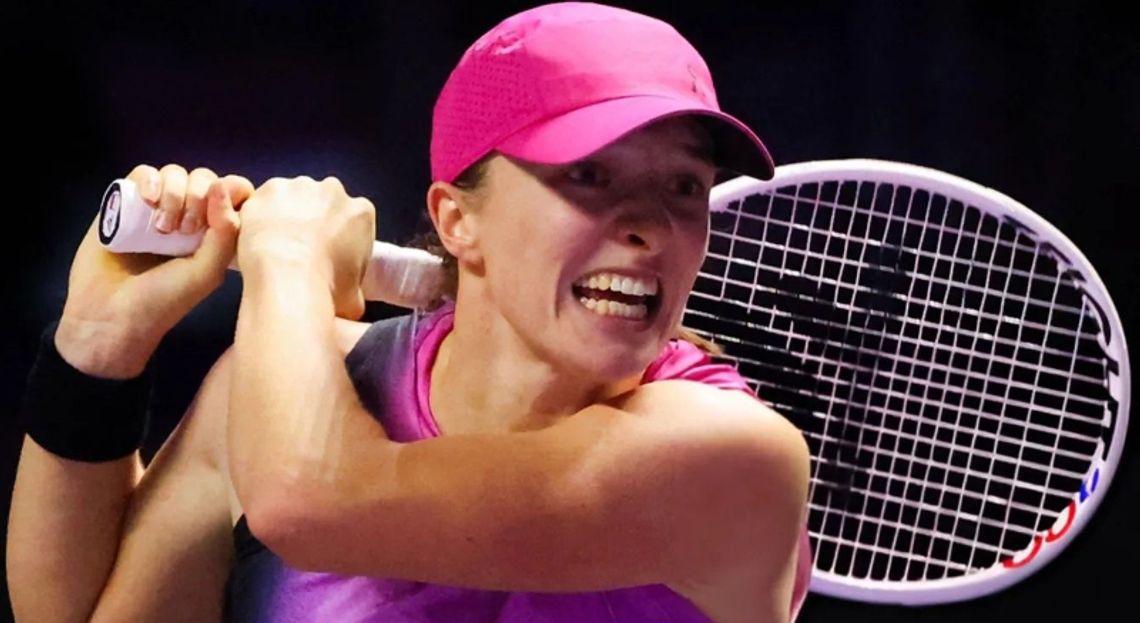 WTA Finals - Świątek wygrała z Kasatkiną i czeka na wynik meczu Gauff - Krejcikova