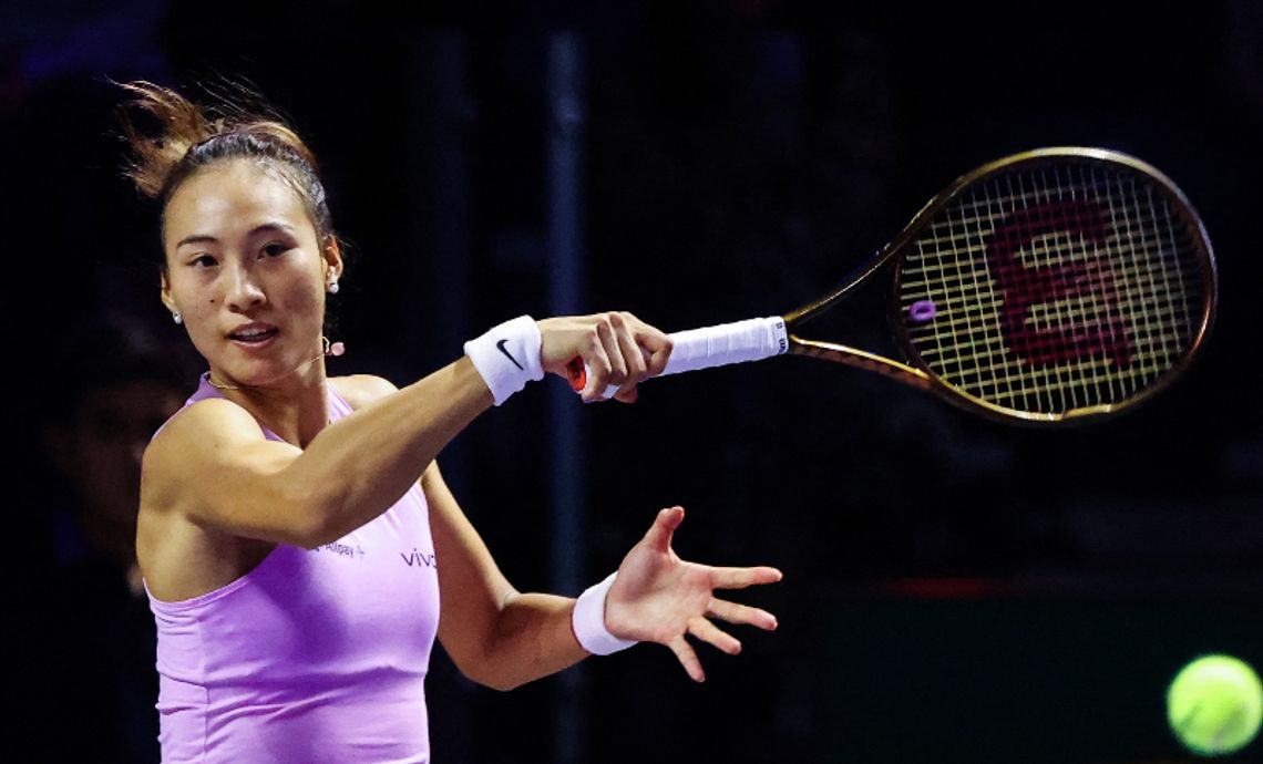 WTA Finals - Zheng pokonała Paolini i awansowała do półfinału. Porażka Sabalenki