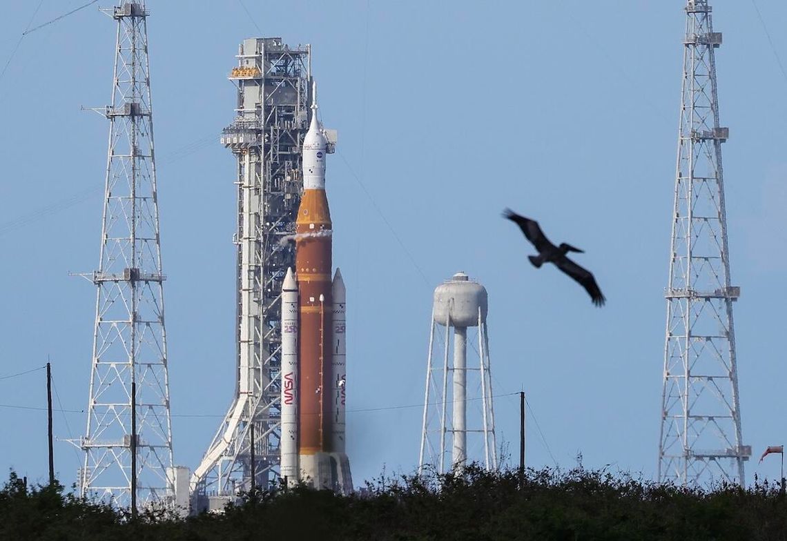 Wystartowała misja na orbitę księżyca - Artemis II (WIDEO)