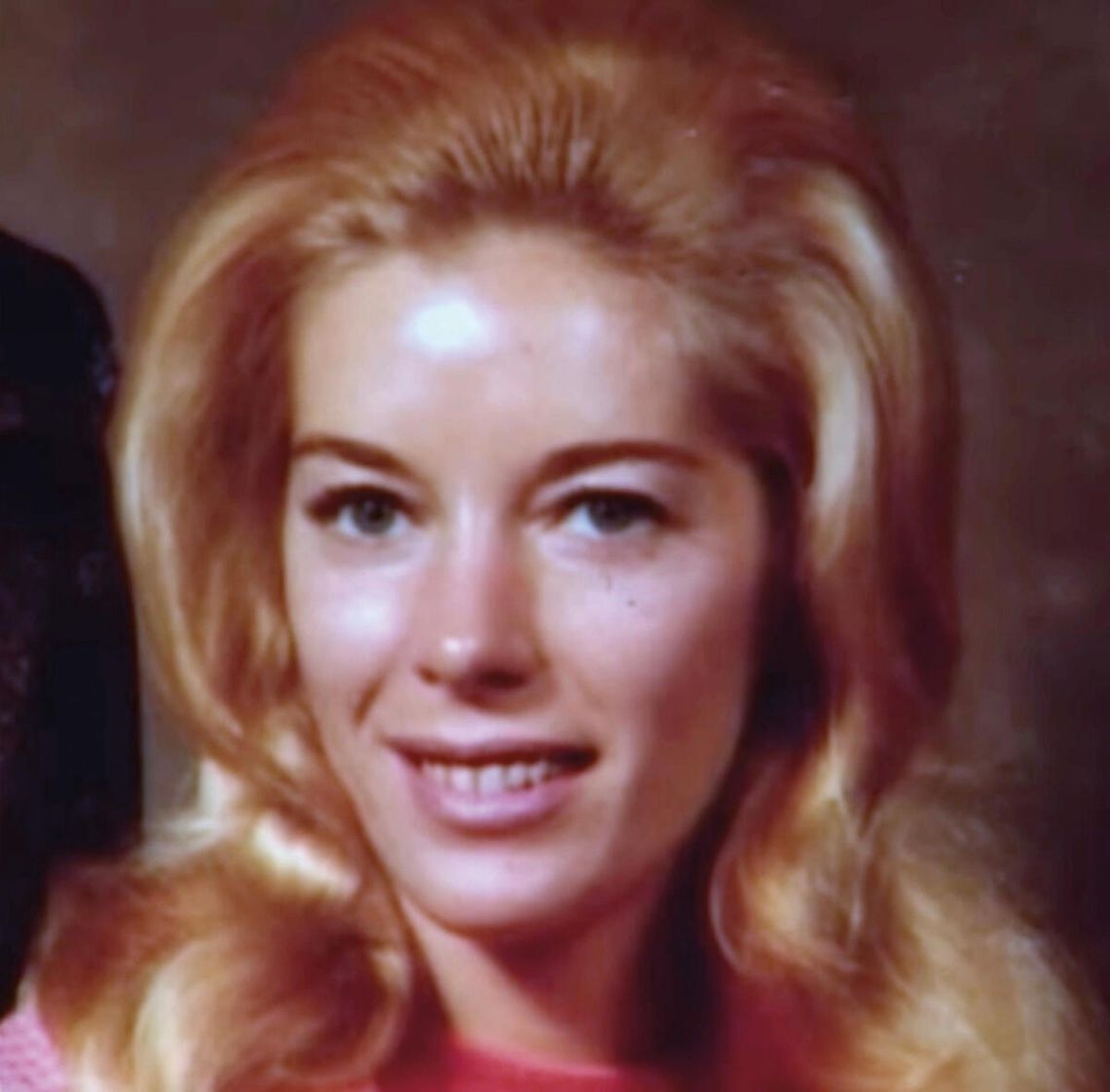 Zagadka Cindy James Zagadka Cindy James