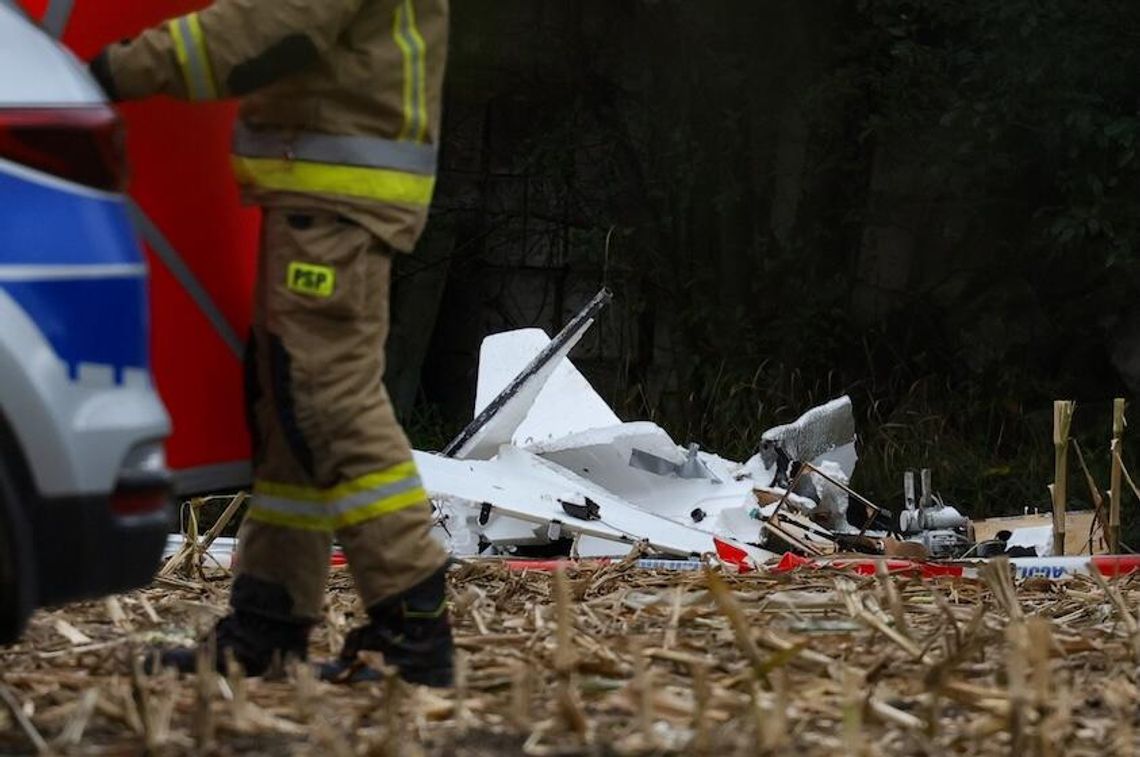 Żandarmeria: odnaleziono niezidentyfikowany obiekt powietrzny w powiecie ostrowskim