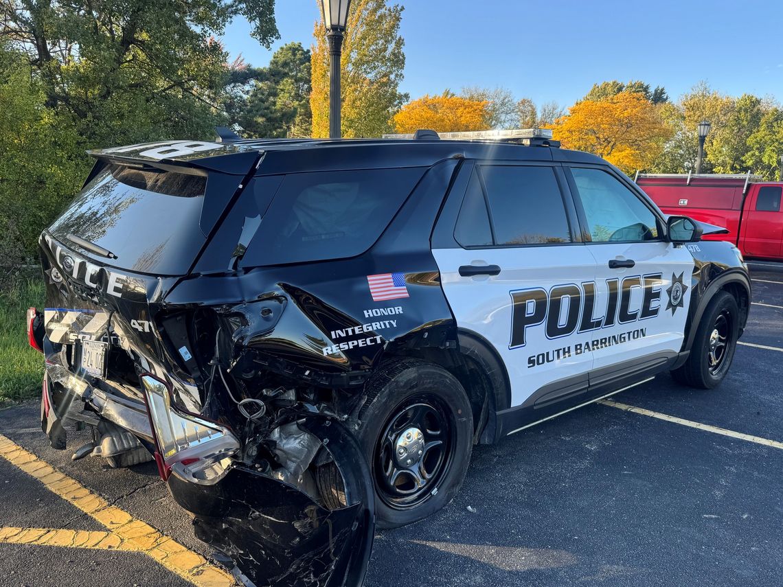 Zasnął za kierownicą samojeżdżącej tesli, która wjechała w policyjny radiowóz Zasnął za kierownicą samojeżdżącej tesli, która wjechała w policyjny radiowóz