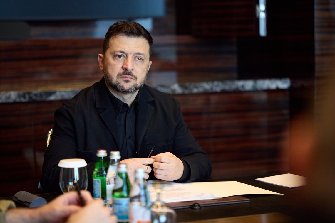 Zełenski ogłosił wstrzymanie ognia w wojnie z Rosją, poczynając od północy z wtorku na środę