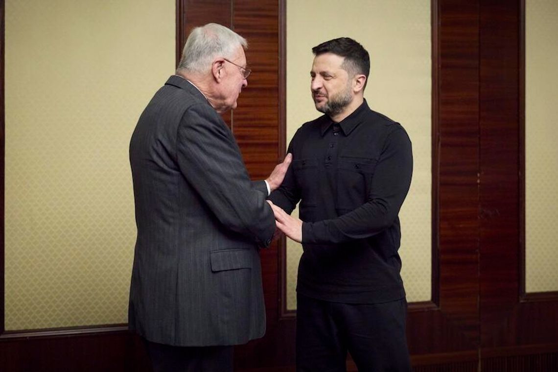 Zełenski spotkał się z byłym wysłannikiem Trumpa Keithem Kelloggiem