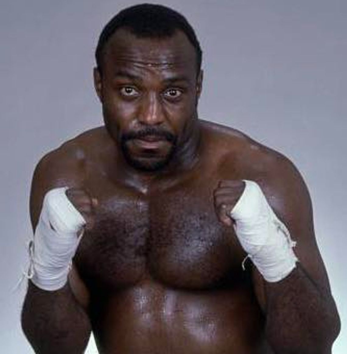 Zmarł były mistrz świata, który nauczył się boksu w... więzieniu Zmarł były mistrz świata, który nauczył się boksu w... więzieniu