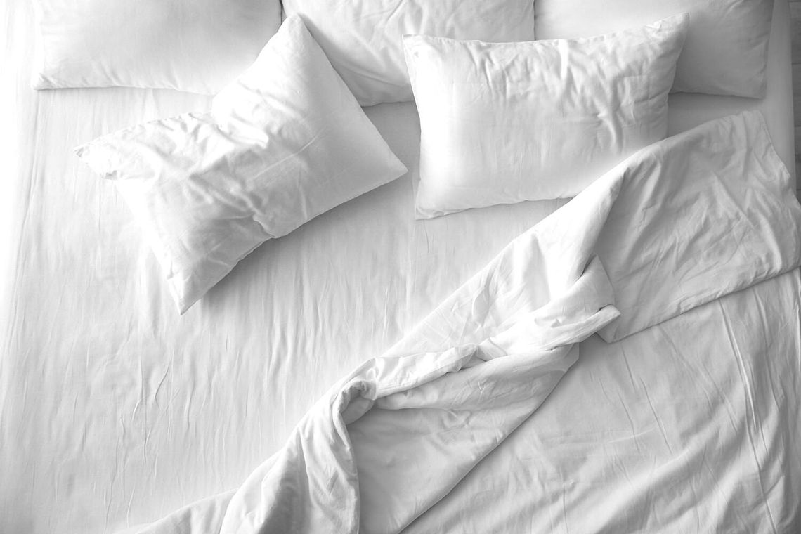 Żona przypadkowo zadusiła swego męża w łóżku