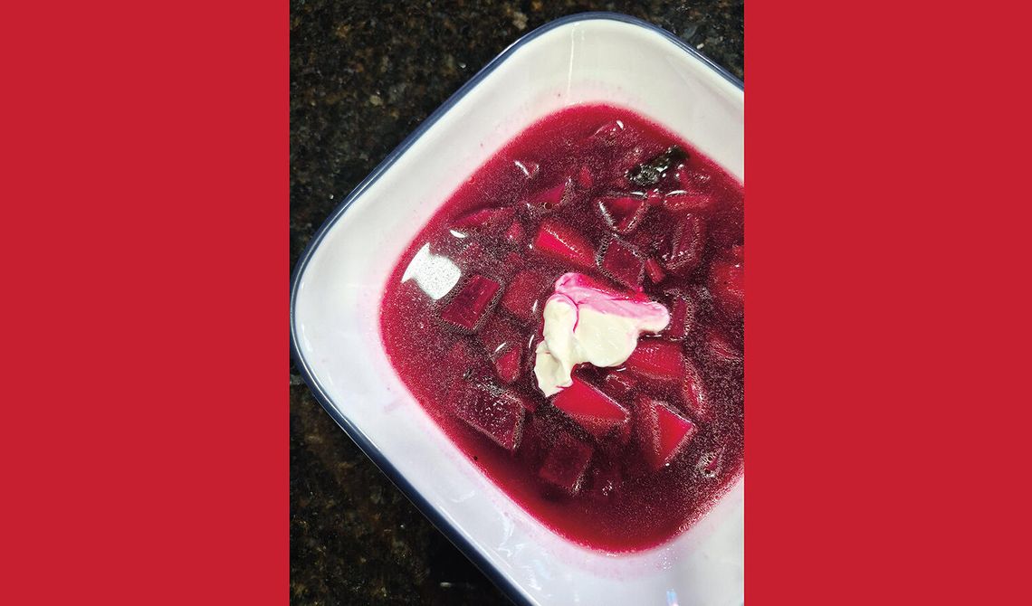 Zupa buraczkowa z ziemniakami