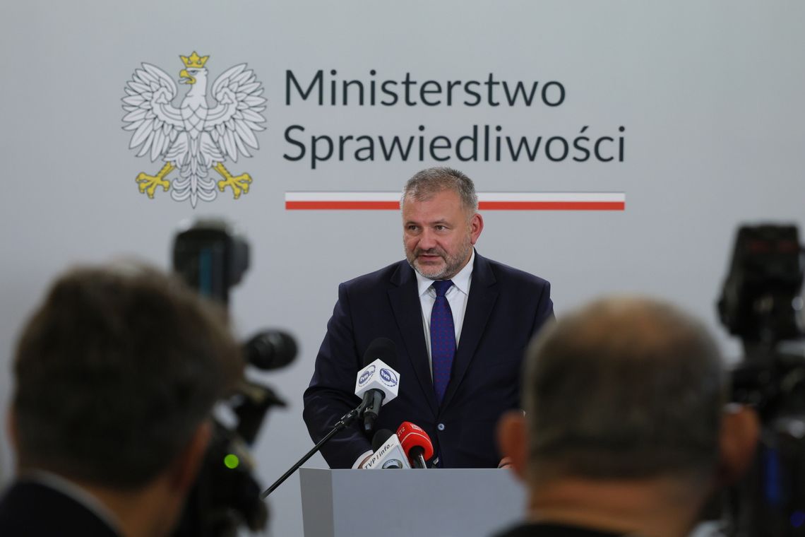 Żurek: jest dla mnie wielkim problemem, że ws. listu żelaznego dla Romanowskiego orzekał tzw. neosędzia Żurek: jest dla mnie wielkim problemem, że ws. listu żelaznego dla Romanowskiego orzekał tzw. neosędzia
