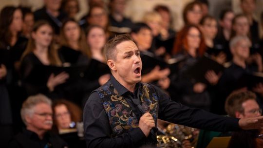 Wieczór z tenorem w Akademii Muzyki przy Paderewski Symphony Orchestra