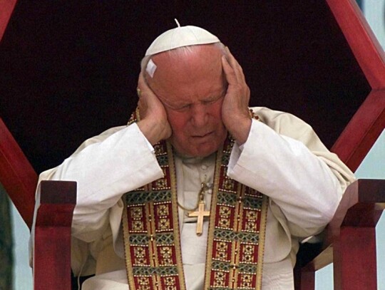 POLAND-POPE-TIRED