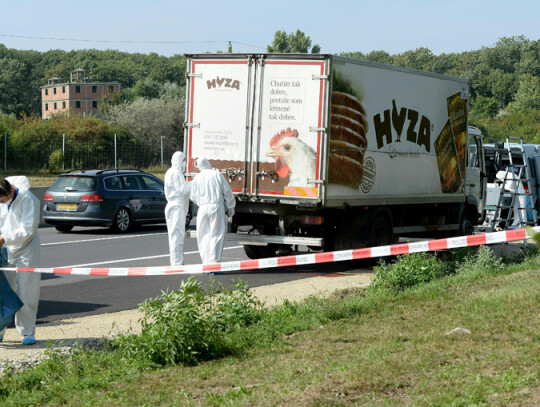 Dead refugees found in a truck in Austria