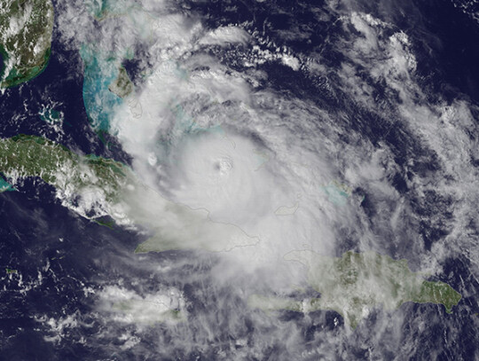 Hurricane Matthew threatens Florida's East coast