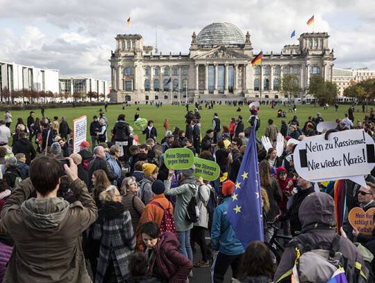 March against hate and racism in the German Bundestag