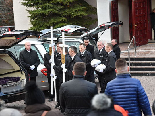 Funeral of 'Escape Room' fire tragedy victims, Koszalin, Poland - 10 Jan 2019