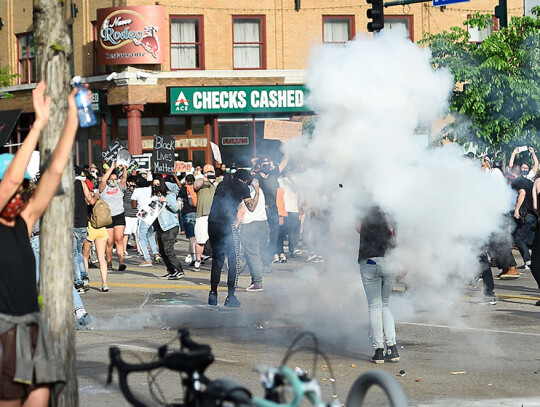 Police abuse protest in wake of George Floyd death in Minneapolis, USA - 27 May 2020