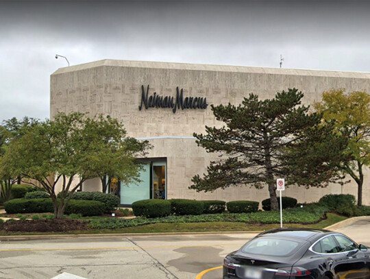 Neiman Marcus w centrum handlowym Northbrook Court w Northbrook fot. Google Map