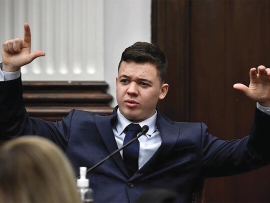 Kyle Rittenhouse w sądzie w Kenoshy fot. Mark Hertzberg/Pool/REUTERS Kyle Rittenhouse w sądzie w Kenoshy fot. Mark Hertzberg/Pool/REUTERS