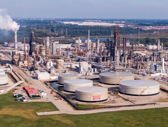 Exxon Mobil oil refinery in Illinois, Channahon, USA - 17 Sep 2019