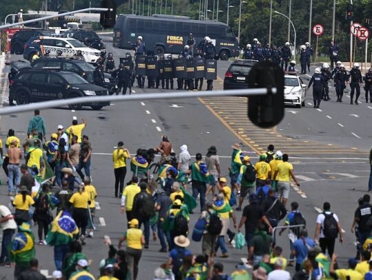 Bolsonaro supporters invade headquarters of power and the Presidency of the Republic in Brazil, Brasil - 08 Jan 2023