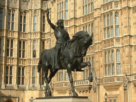 Richard_I_of_England_-_Palace_of_Westminster_-_24042004