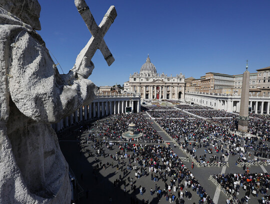 Pope Francis leads Easter Mass, Vatican City, Vatican City State Holy See - 09 Apr 2023