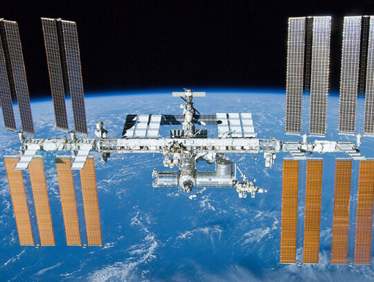 International_Space_Station_after_undocking_of_STS-132_Wiki